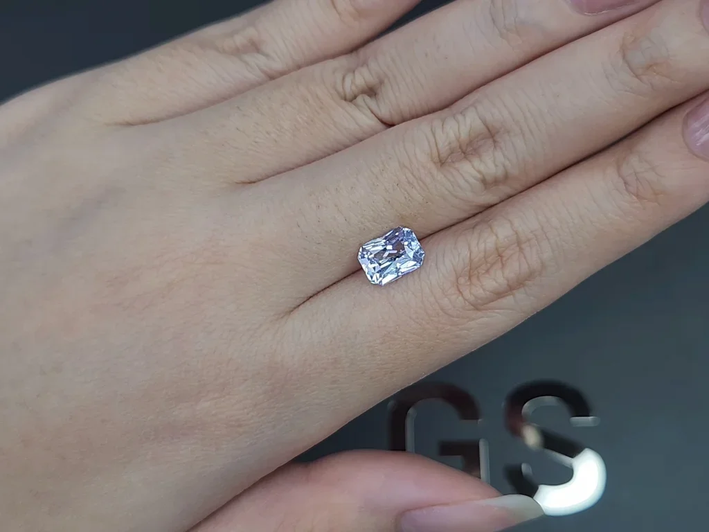 Pastel blue sapphire in radiant cut 2.06 carats, Sri Lanka Image №2
