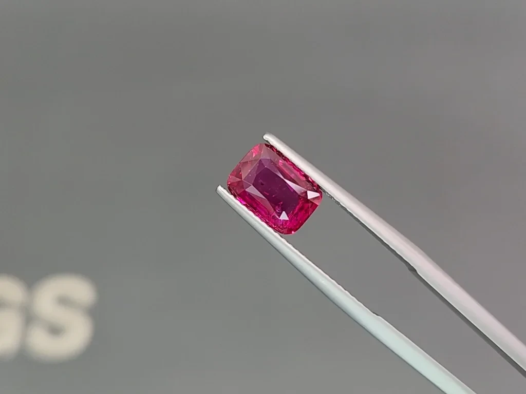 Unheated ruby Pigeon's Blood cushion cut 3.03 carats, Mozambique Image №3