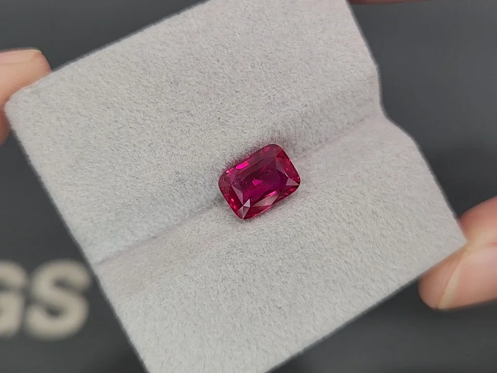 Unheated ruby Pigeon's Blood cushion cut 3.03 carats, Mozambique Image №4