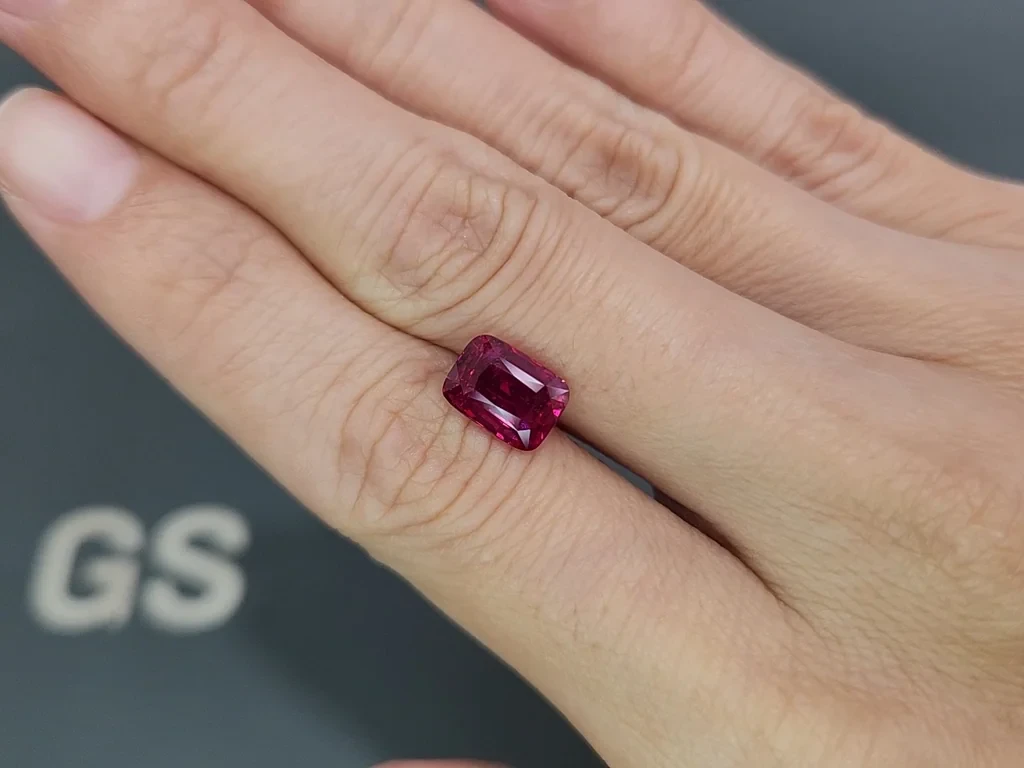 Unheated ruby Pigeon's Blood cushion cut 3.03 carats, Mozambique Image №2