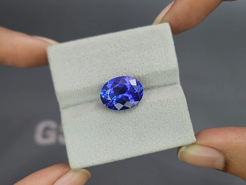 Tanzanite oval cut 7.06 carats, Tanzania Image №4