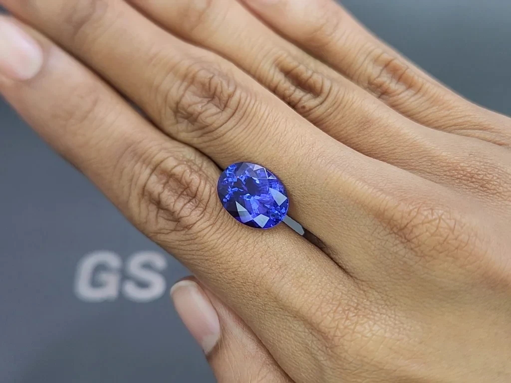Tanzanite oval cut 7.06 carats, Tanzania Image №2