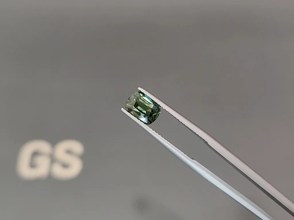 Sapphire Teal cushion cut 1.99 carats, Madagascar Image №3