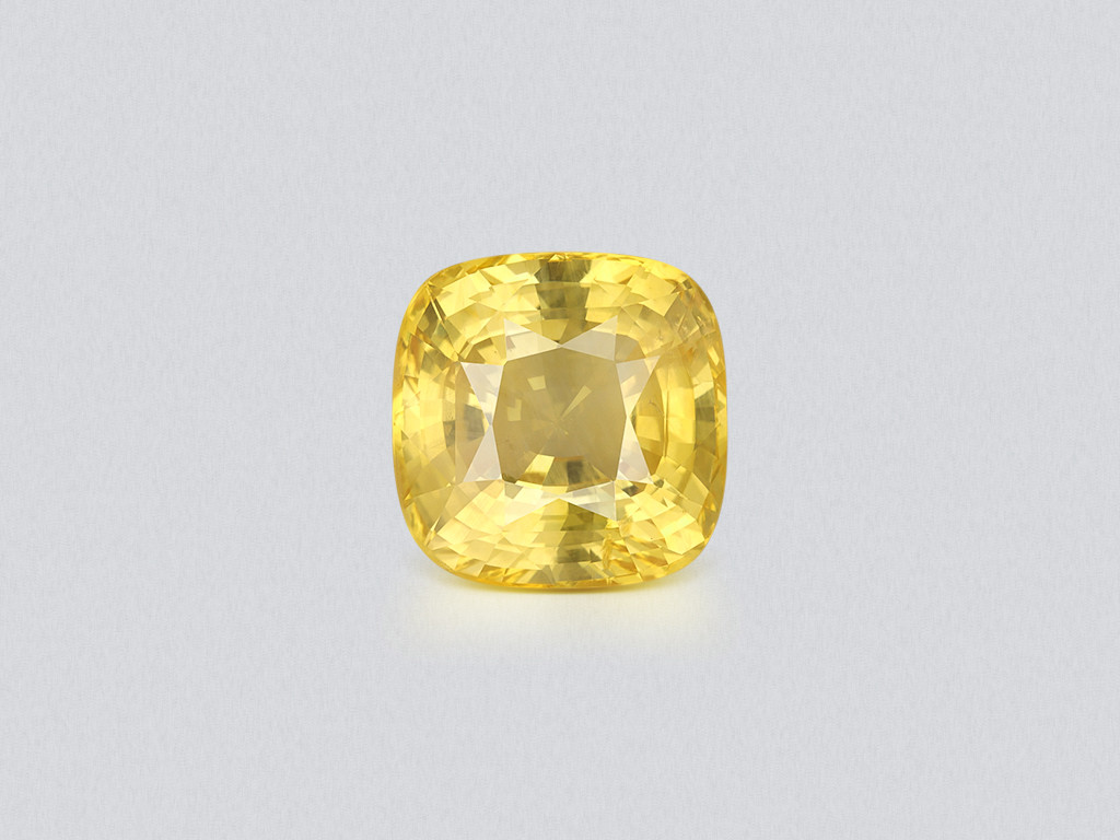 Unheated yellow sapphire cushion cut  45.46 carats, Sri Lanka Image №1