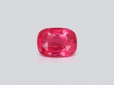 Red-pink cushion-cut Mahenge spinel 2.19 carats, Tanzania  photo