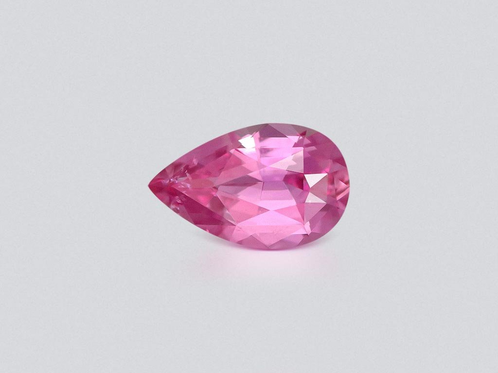 Unheated pear cut vivid pink sapphire 1.03 carats, Madagascar Image №1