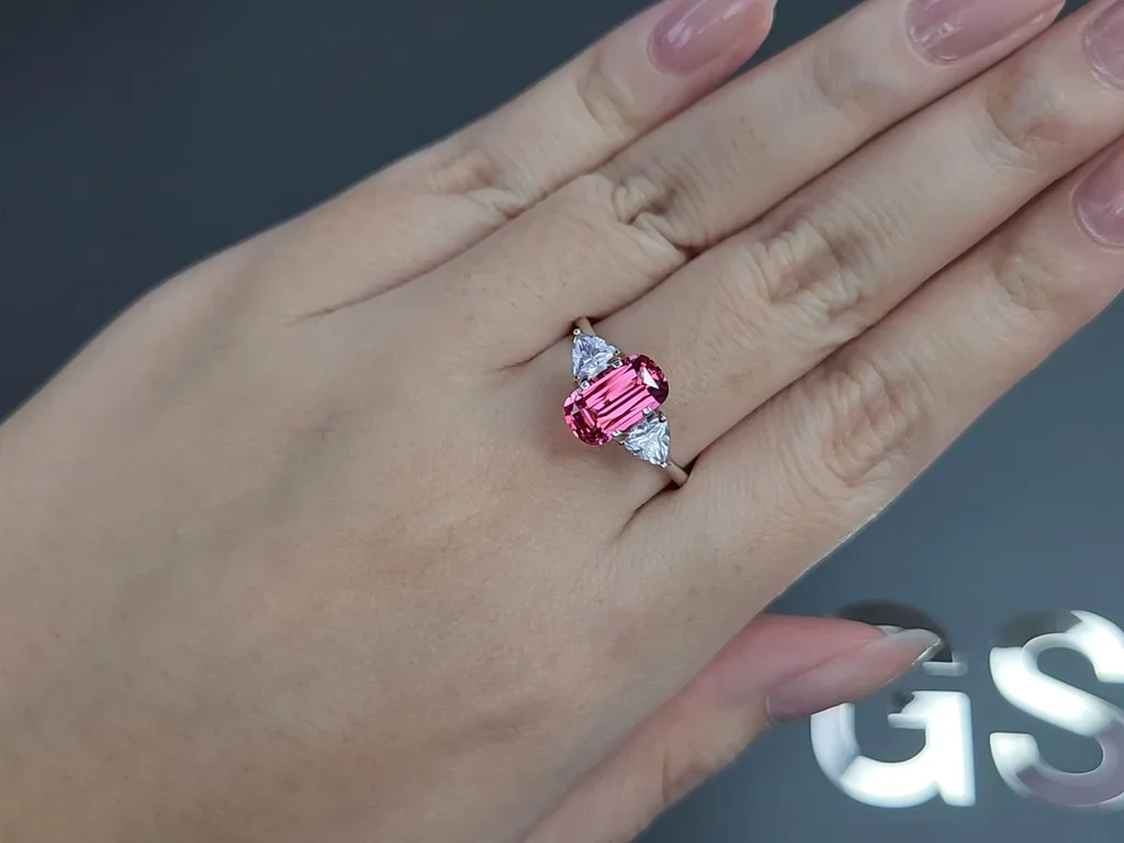 Vivid pink Mahenge spinel in cushion cut 2.43 carats, Tanzania Image №5