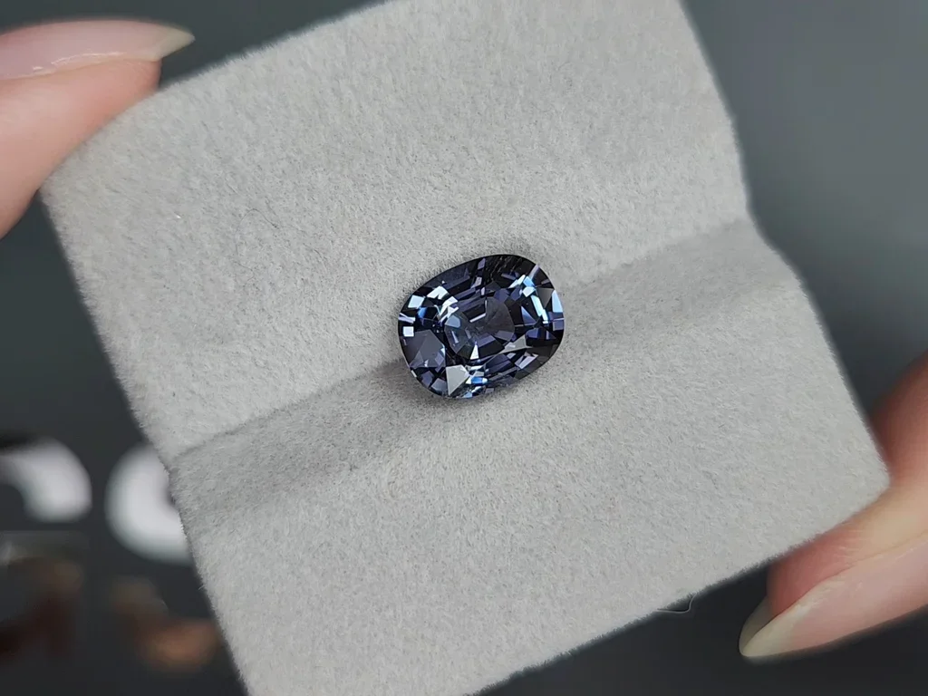 Bluish grey spinel cushion cut 3.38 carats, Burma Image №4