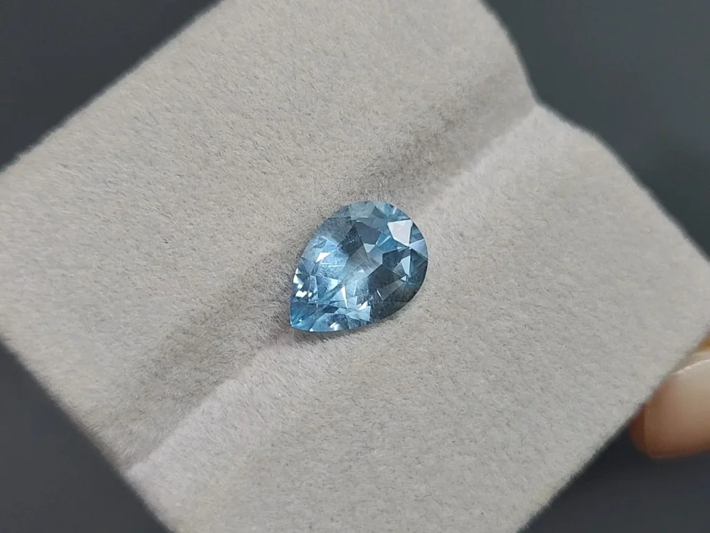 Aquamarine pear cut 2.50 carats, Madagascar Image №4