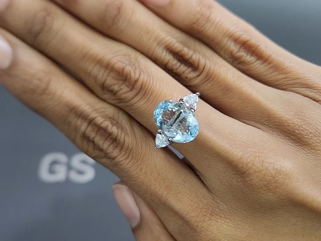 Aquamarine oval cut 4.69 carats, Madagascar  Image №5