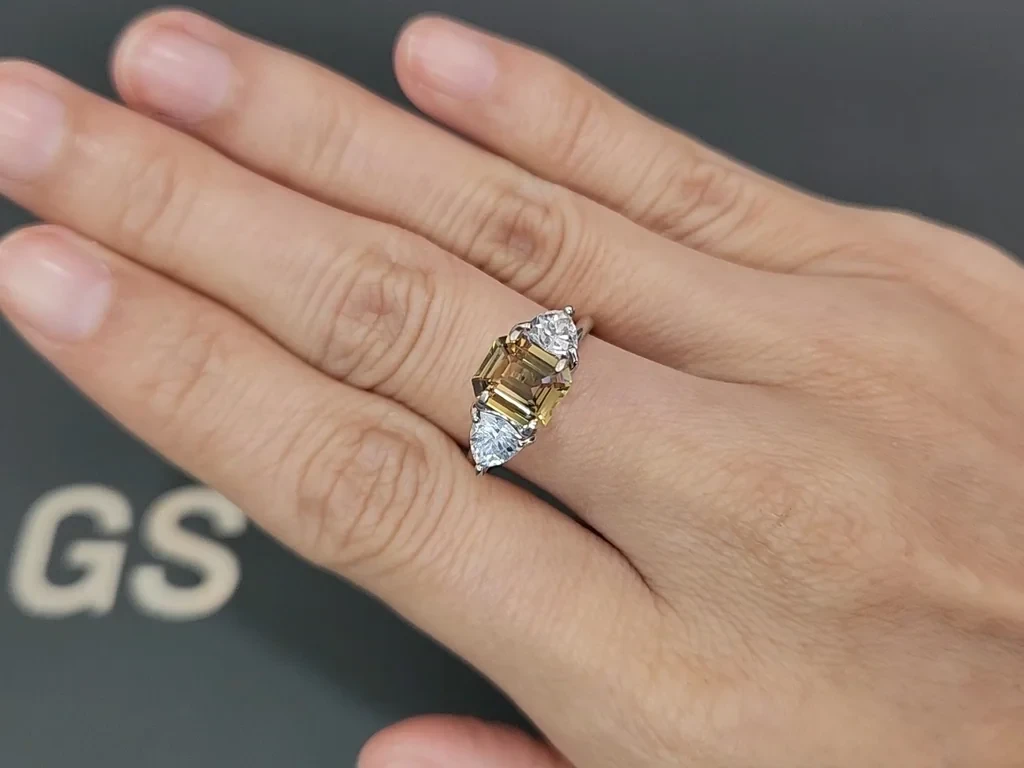 Unheated sapphire Teal cut octagon 1.63 carats, Sri Lanka Image №5