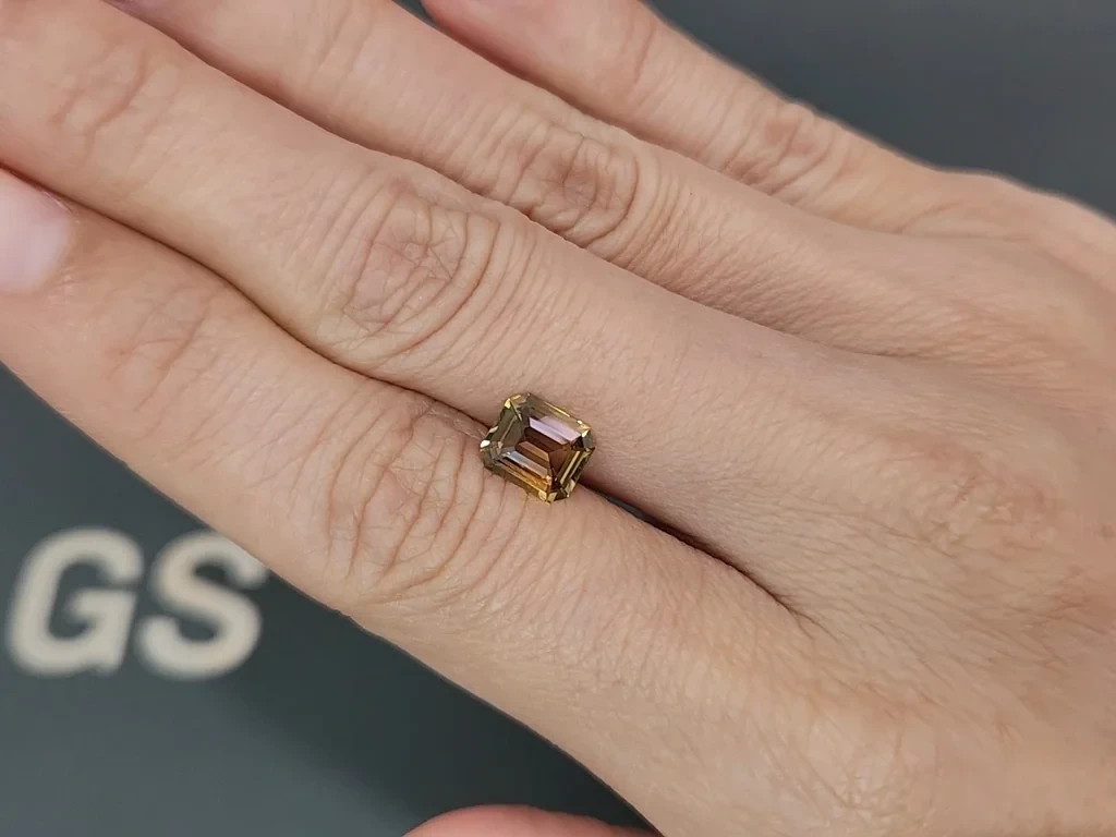 Unheated sapphire Teal cut octagon 1.63 carats, Sri Lanka Image №2