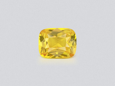 Sapphire Vivid Yellow Golden in cushion cut 4.05 carats, Sri Lanka photo
