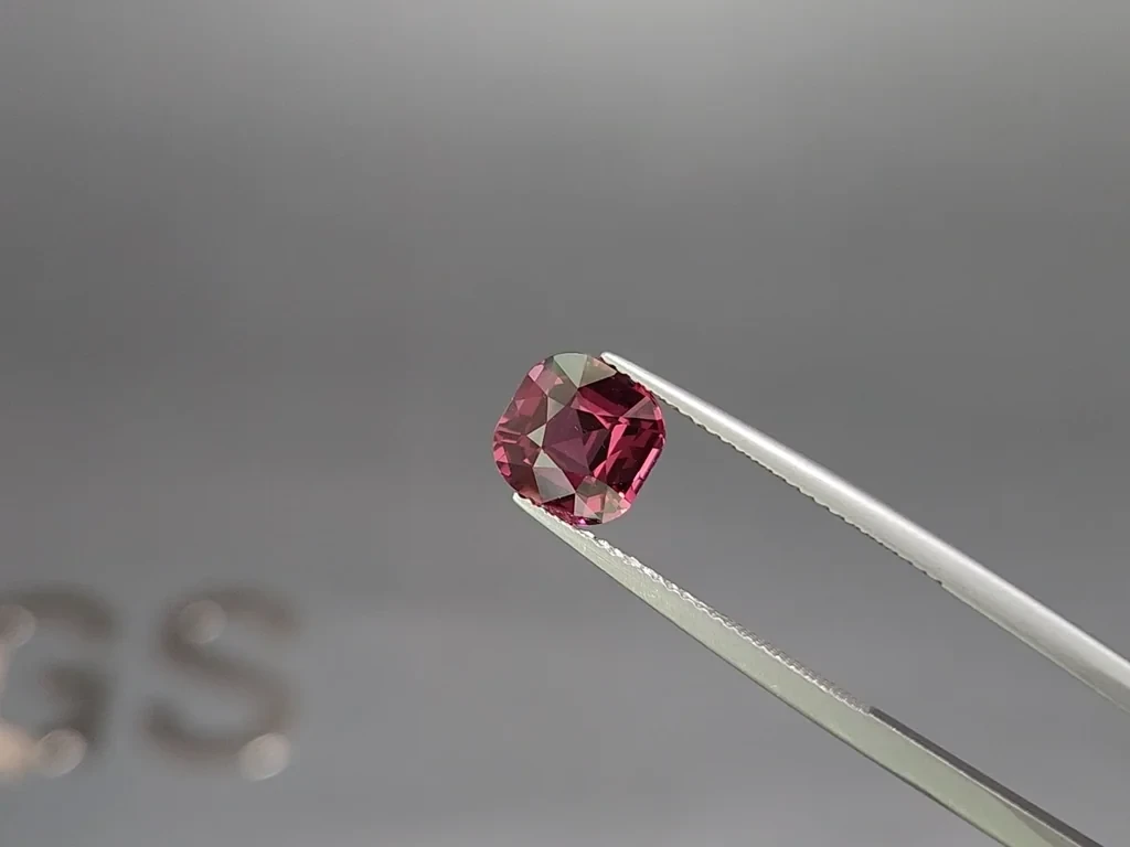 Spinel pink Mahenge cushion cut  2.40 carats, Tanzania Image №3