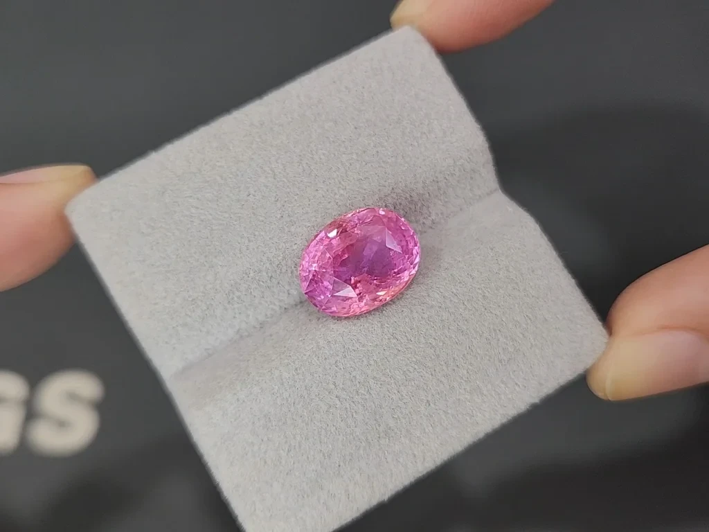 Unheated Padparadscha sapphire oval cut 8.25 carats, Sri Lanka  Image №4