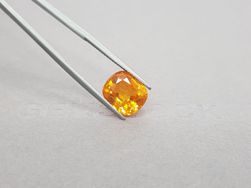 Cushion cut Fanta Spessartine 6.15 ct Image №4