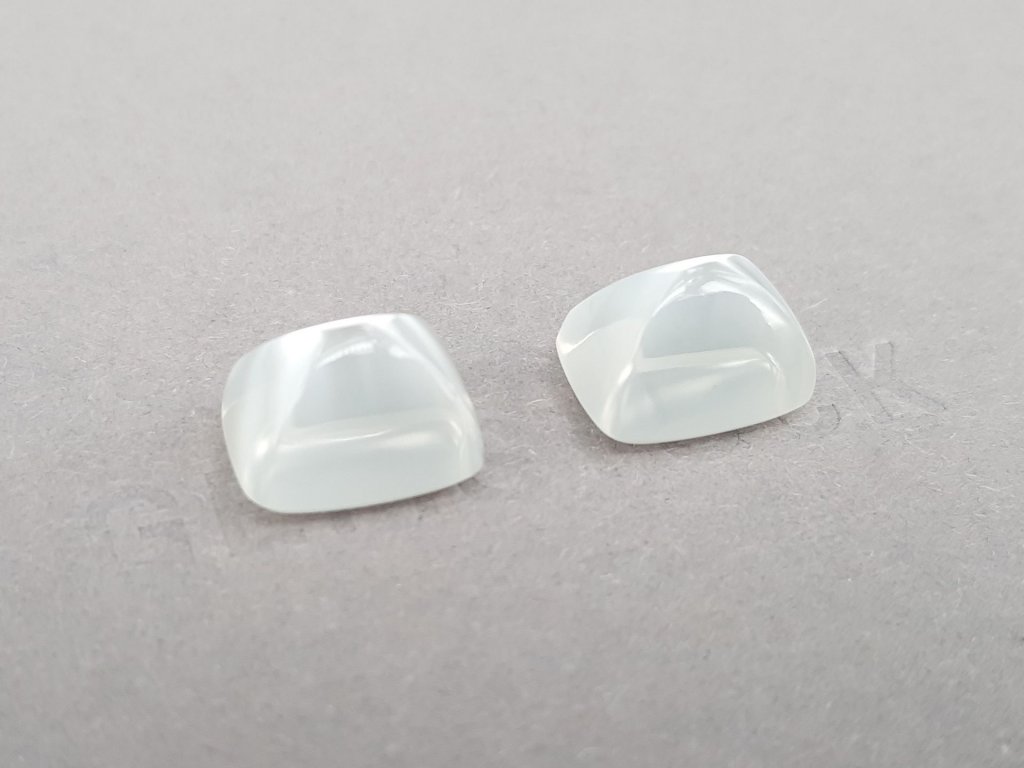 Pair of moonstones from Burma in sugarloaf cut 21.09 ct Image №2