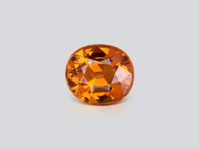 Spessartine garnet in oval cut 2.03 ct, Africa photo