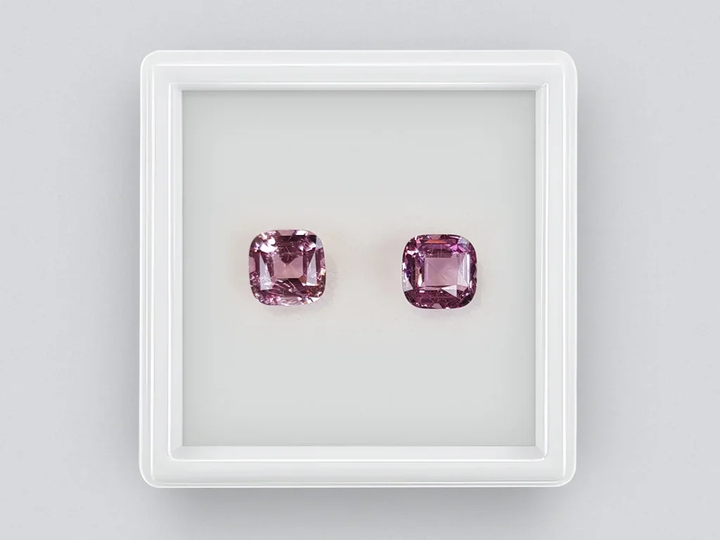 Pair of cushion cut spinels 2.41 carats, Tanzania Image №1