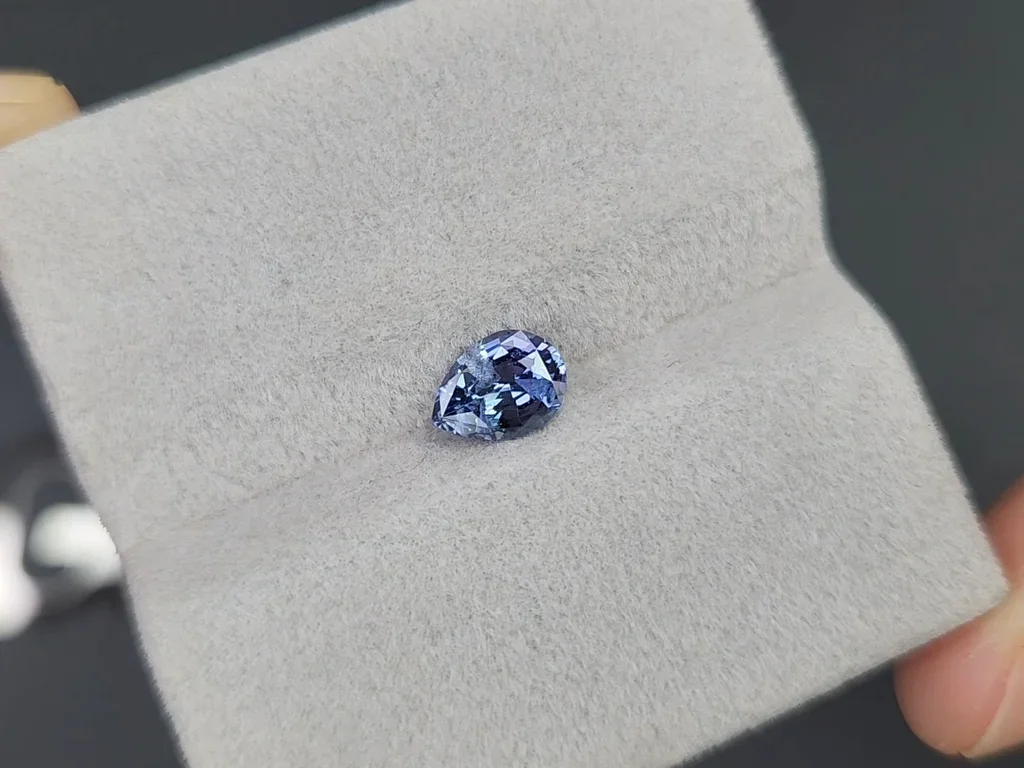 Unheated pear shaped blue sapphire 1.00 carats, Madagascar Image №4