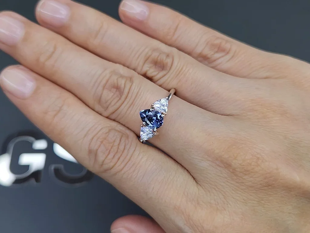 Unheated pear shaped blue sapphire 1.00 carats, Madagascar Image №5