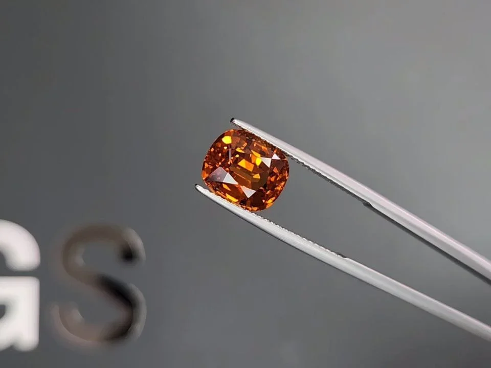 Fanta color spessartine garnet in cushion cut 5.73 carats, Africa Image №3