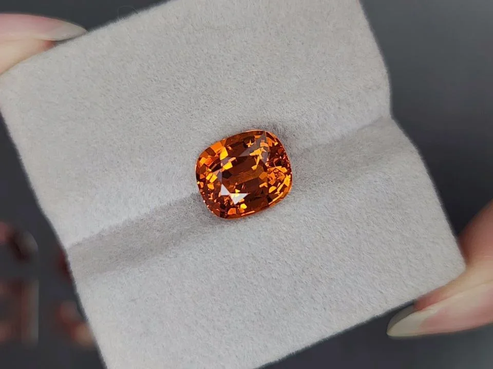 Fanta color spessartine garnet in cushion cut 5.73 carats, Africa Image №4