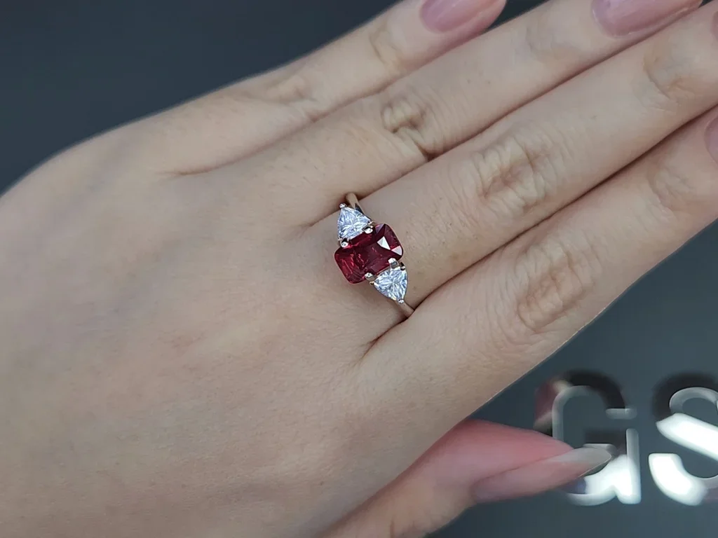 Unheated ruby in cushion cut 2.09 carats, Mozambique Image №5