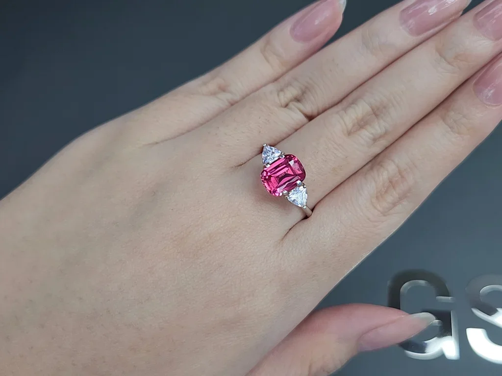 Vivid pink Mahenge spinel in cushion cut 2.68 carats, Tanzania Image №5