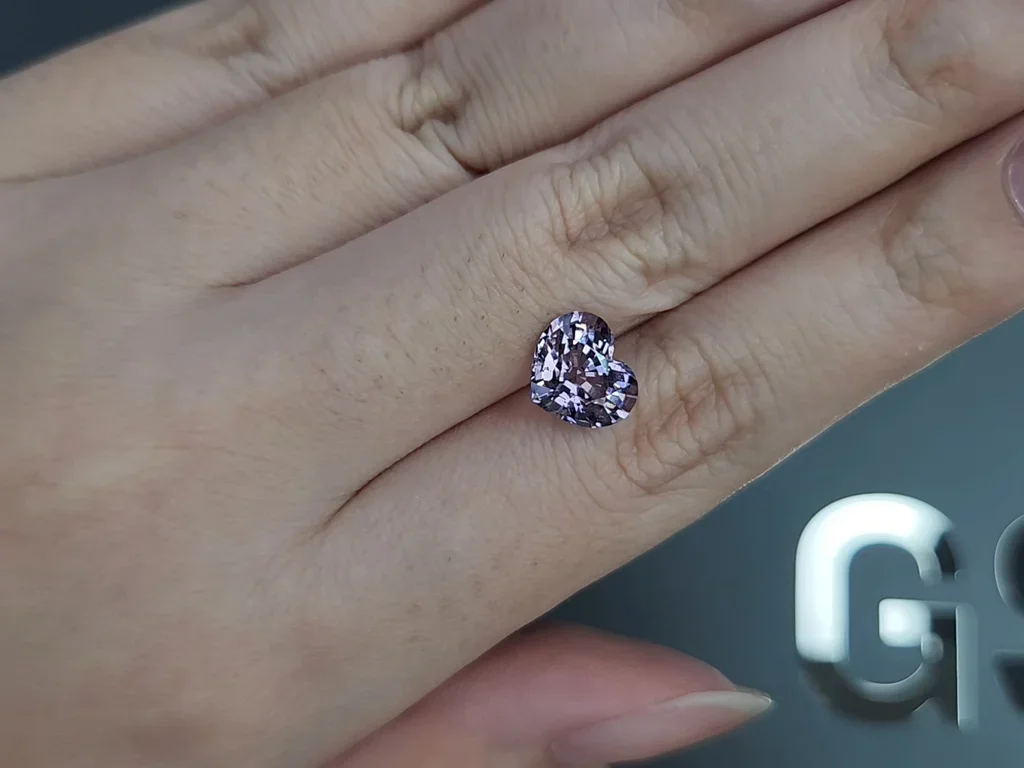 Lavender spinel in heart shape 2.64 carats, Burma Image №2