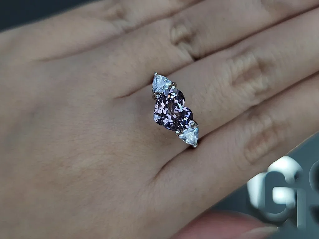 Lavender spinel in heart shape 2.64 carats, Burma Image №5