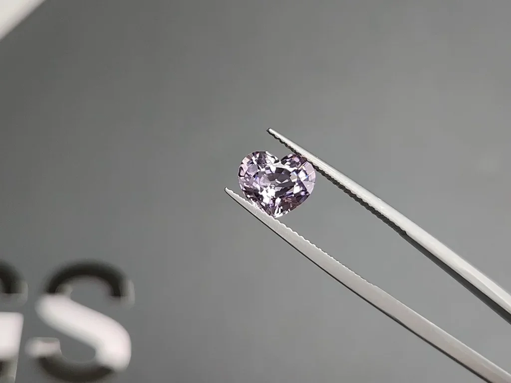 Lavender spinel in heart shape 2.64 carats, Burma Image №3