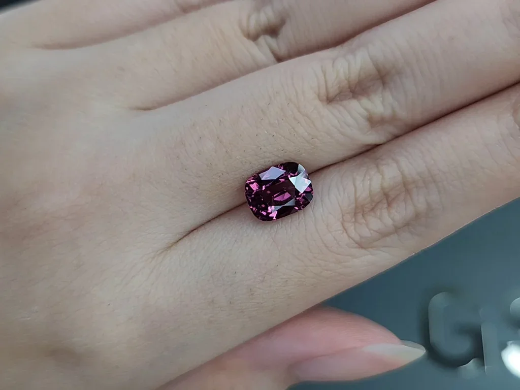 Purple Spinel cushion cut 2.59 carats, Tanzania Image №2