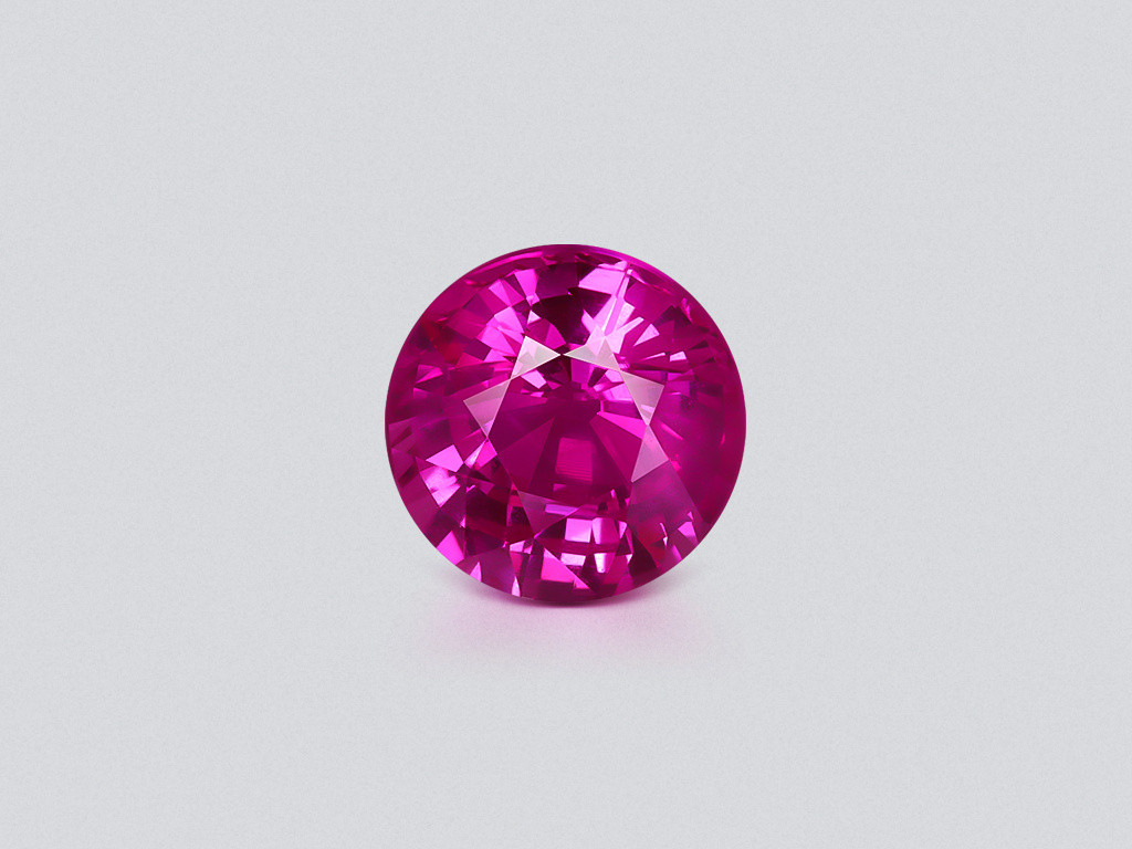 Unheated ruby round cut 0.77 carats, Mozambique Image №1