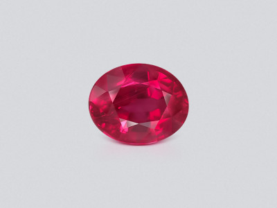 Unheated ruby Pigeon's Blood oval cut 2.58 carats, Mozambique photo