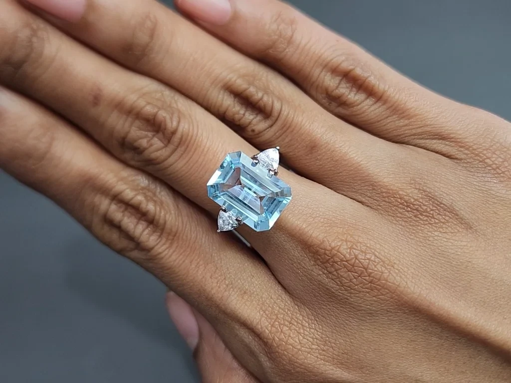 Aquamarine octagon cut  6.61 carats, Madagascar Image №5