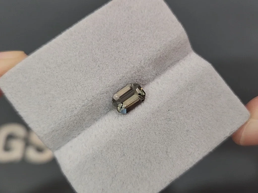 Unheated sapphireTeal octagon 1.36 carats, Sri Lanka Image №4