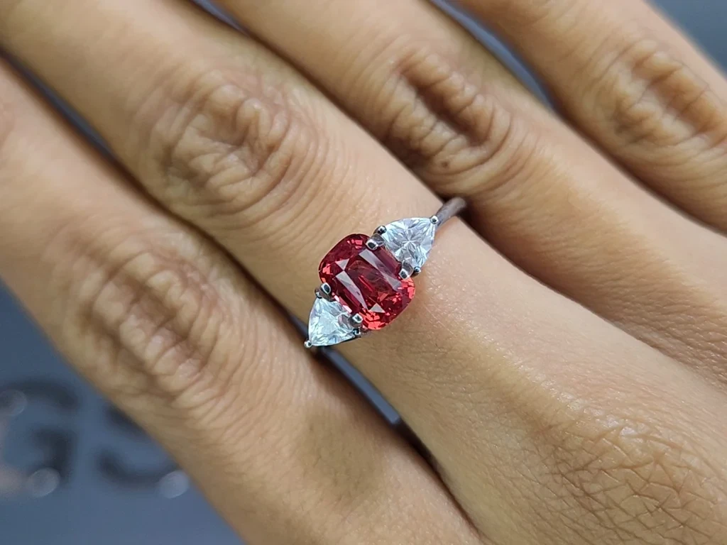 Spinel pinkish red cushion cut 2.04 carats, Tanzania Image №5