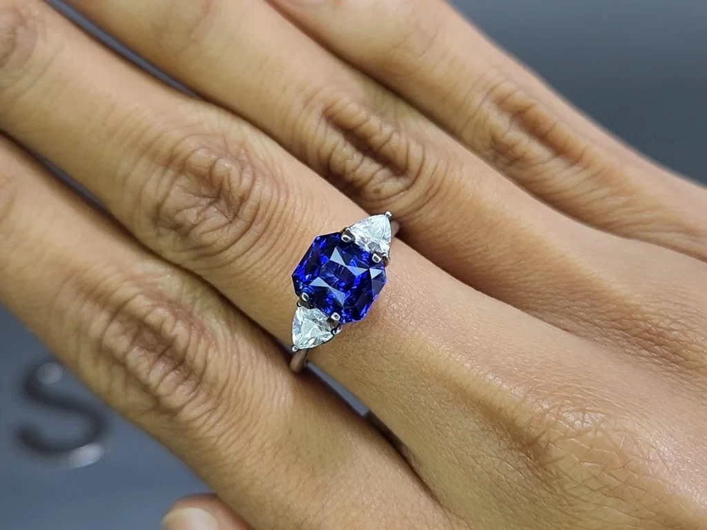 Blue sapphire radiant cut 3.05 carats, Sri Lanka Image №5