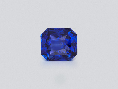 Blue sapphire radiant cut 3.05 carats, Sri Lanka photo