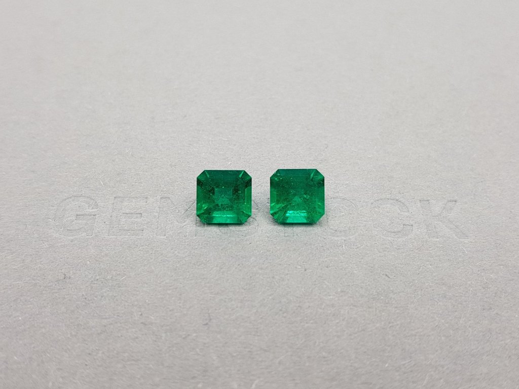 Pair of Colombian Muzo Green emeralds 2.38 ct Image №2
