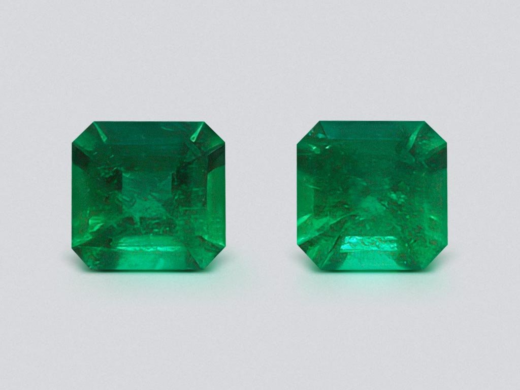 Pair of Colombian Muzo Green emeralds 2.38 ct Image №1