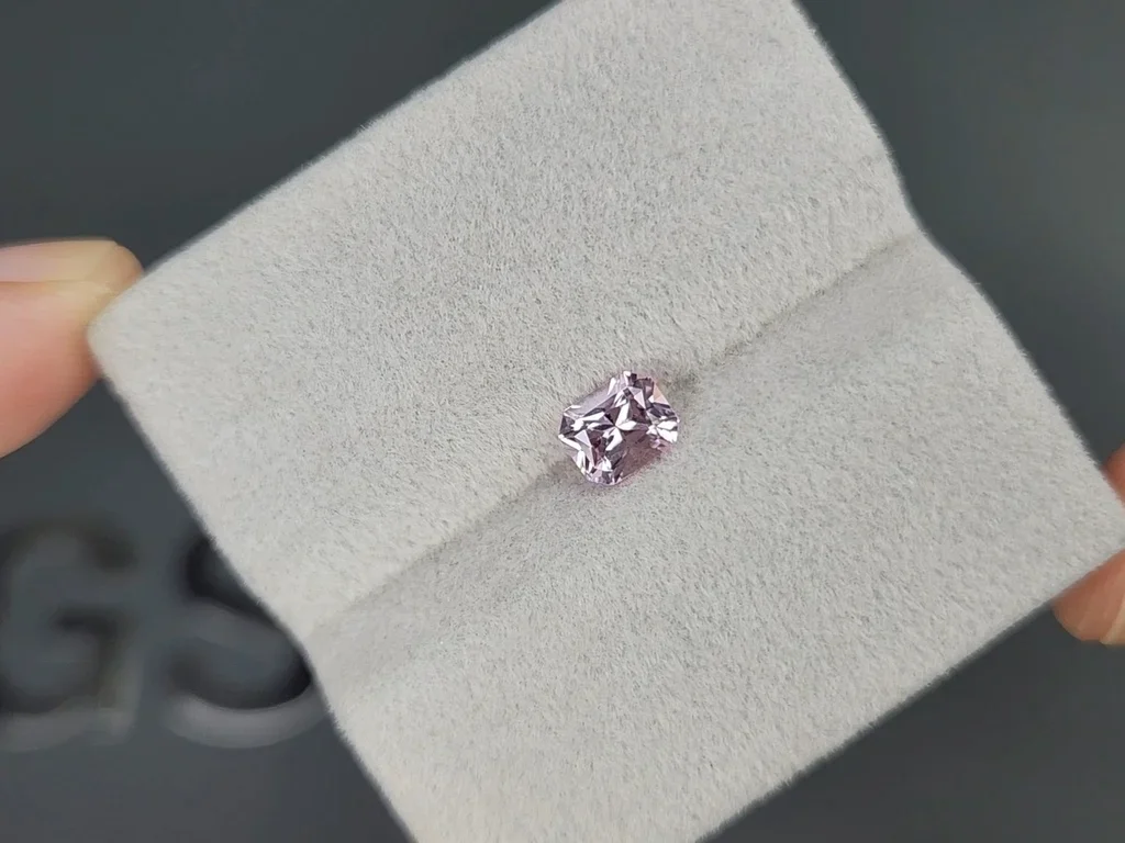 Pink radiant cut sapphire 0.85 carats, Madagascar Image №4