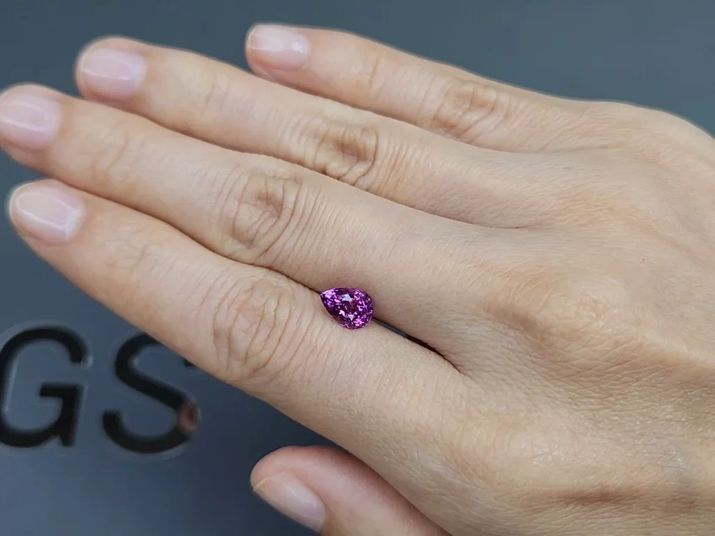 Unheated pear shaped purple sapphire 1.58 carats, Sri Lanka Image №2