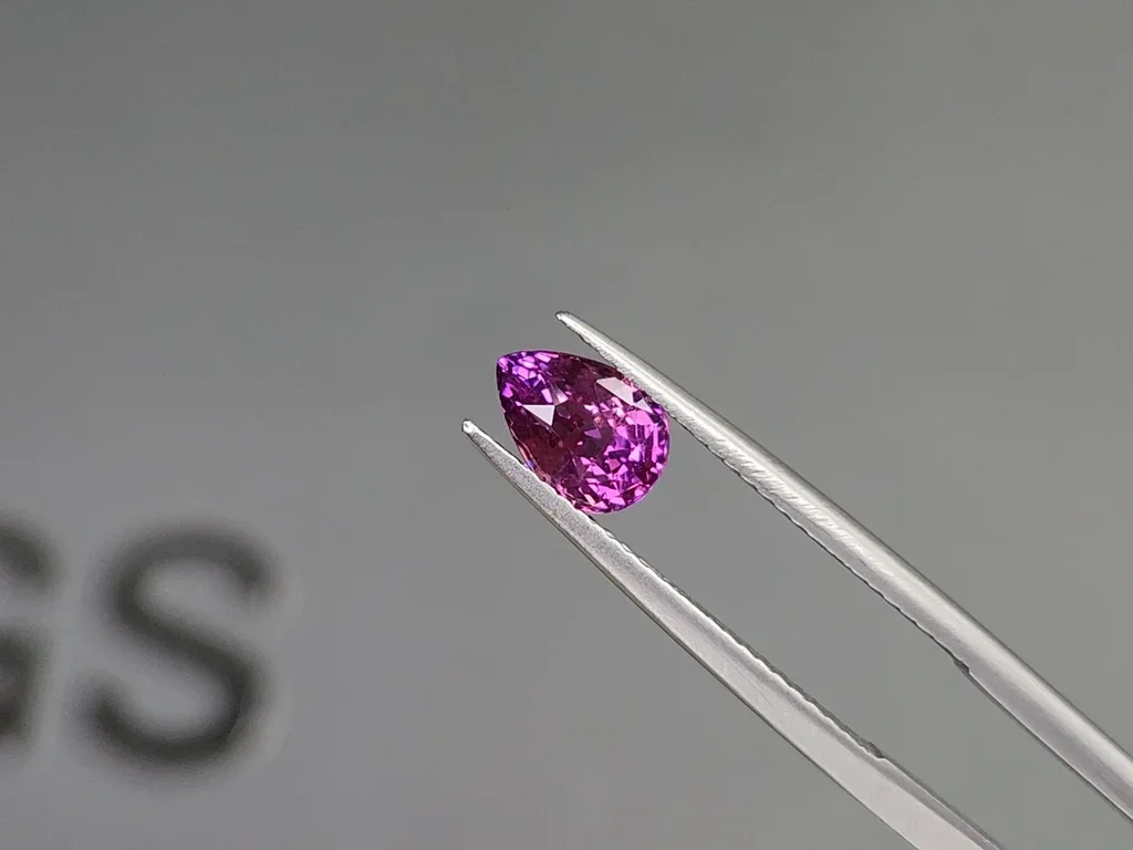 Unheated pear shaped purple sapphire 1.58 carats, Sri Lanka Image №3