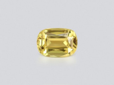 Unheated cushion cut yellow sapphire 1,00 carats, Madagascar photo