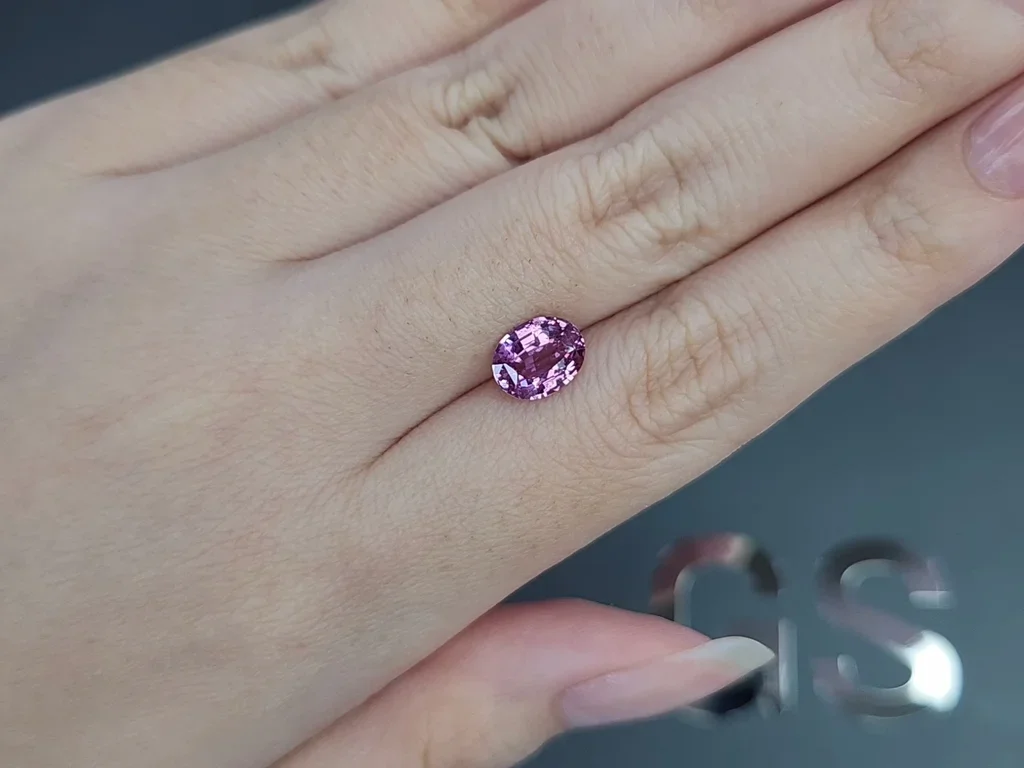 Unheated pink sapphire in oval cut 2.06 carats, Sri Lanka Image №2