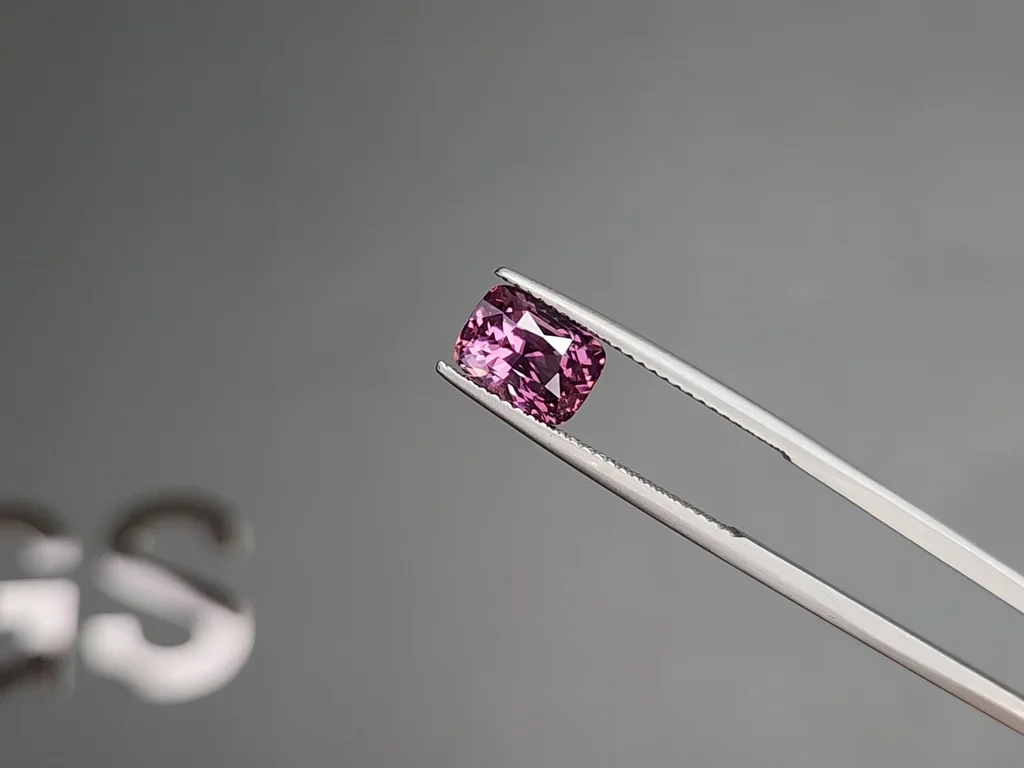 Purple spinel cushion cut 3.07carats,Tanzania Image №3