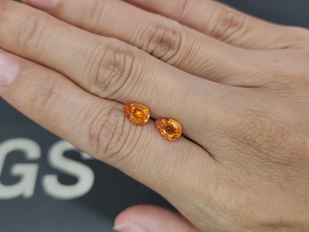Pair of spessartines pear cut 2.89 carats, Tanzania Image №2