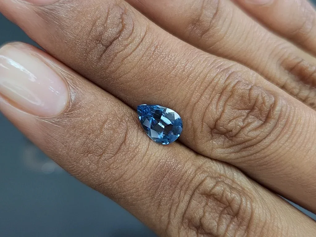 Santa Maria aquamarine pear cut 1.09 carats, Madagascar Image №2